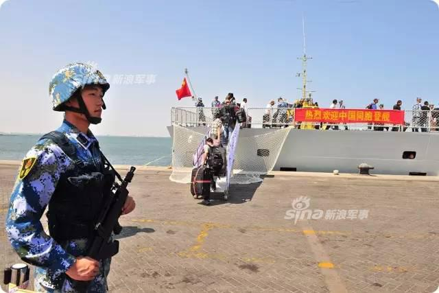 这才是大国风范!中国海军也门撤侨行动两周年