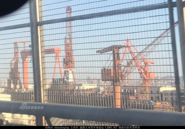 打造一个航母编队！大连还在建三艘052D驱逐舰