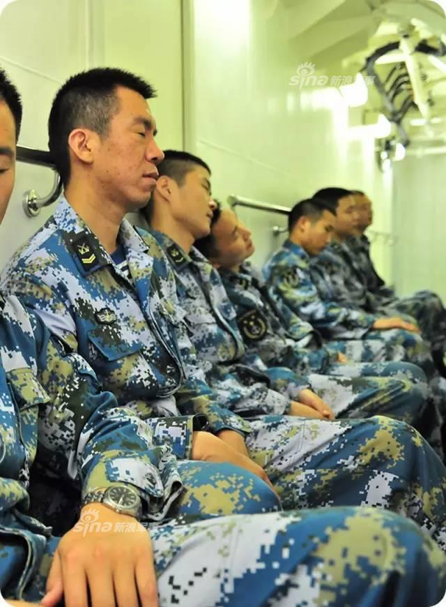 这才是大国风范!中国海军也门撤侨行动两周年