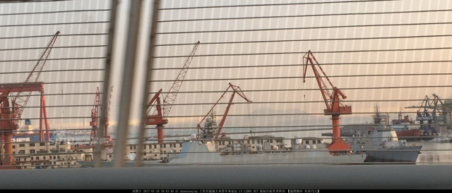 打造一个航母编队！大连还在建三艘052D驱逐舰