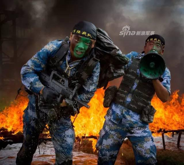 不逊美军海豹突击队！中国海军陆战队训练猛图
