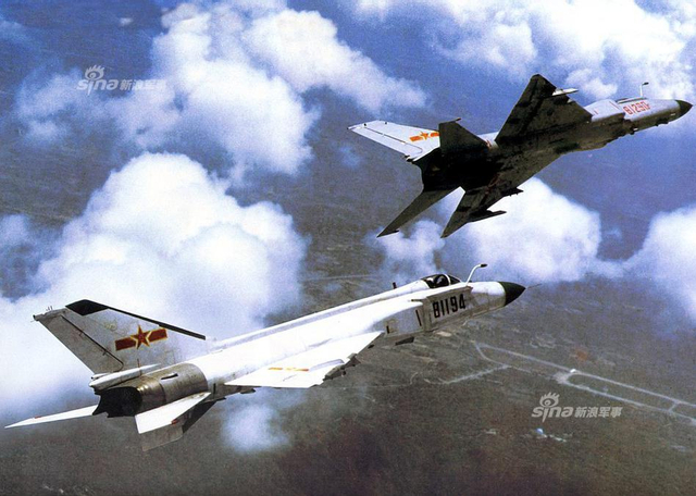 王伟和他的81194号歼8战斗机_新浪图片