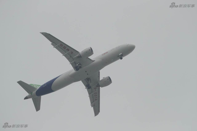 记住振奋人心的瞬间！国产C919大客机飞上蓝天