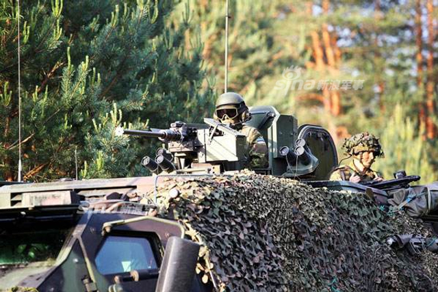 北约爱沙尼亚军演:德国坦克再次集结于俄边境