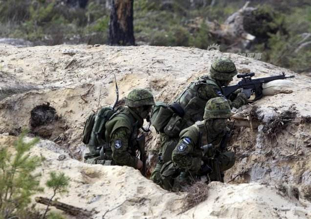 北约爱沙尼亚军演:德国坦克再次集结于俄边境