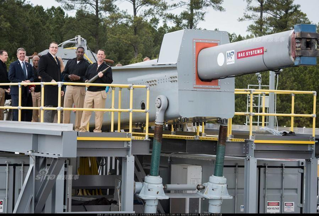 中国还要研吗?美电磁炮航母供电都只够打10炮