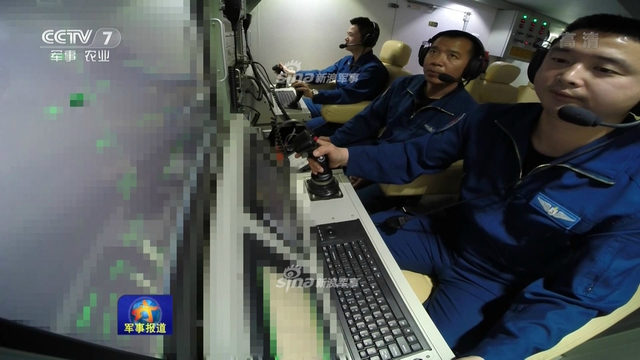 解放军攻击-1无人机部队！操作起来就像玩游戏