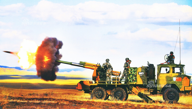 印度买美M777炮！中国自行卡车炮高原演习回击