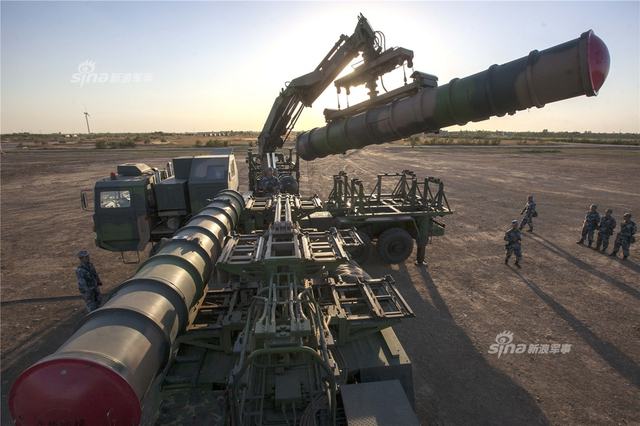 让美机有来无回！解放军红旗9导弹一眼望不到头