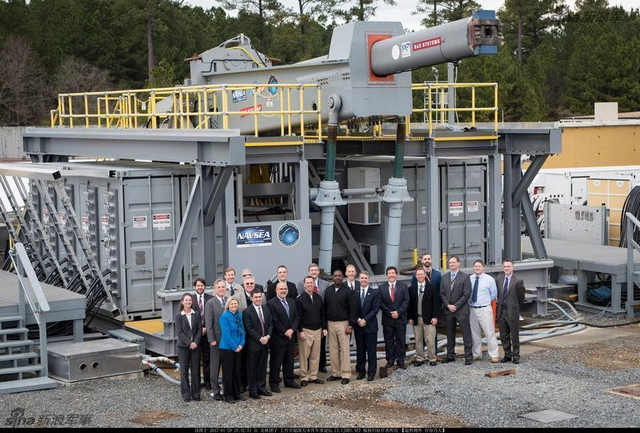 中国还要研吗?美电磁炮航母供电都只够打10炮