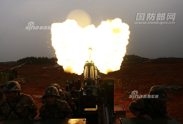 印度买美M777炮！中国自行卡车炮高原演习回击