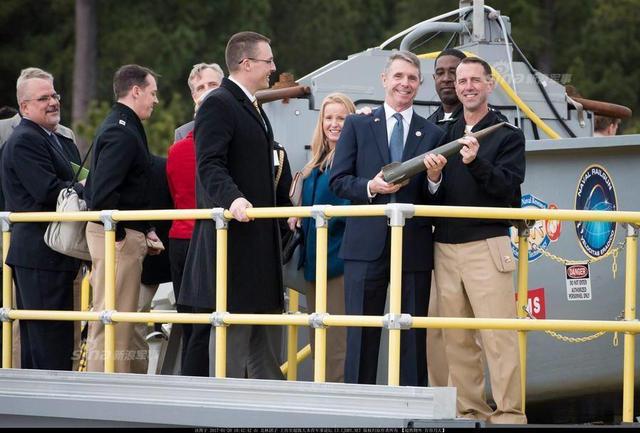 中国还要研吗?美电磁炮航母供电都只够打10炮