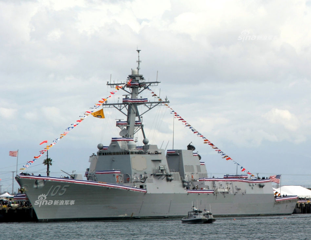 南海再掀风浪!美军驱逐舰24日进我岛礁12海里