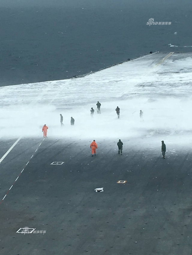 美军最新福特号航母验收测试！交付前最后阶段