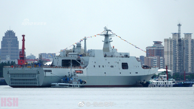 解放军第五艘071登陆舰下水!湾湾欲建无人接单