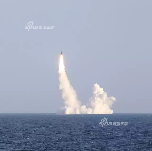 巨浪2还比不过它：俄核潜艇发射布拉瓦弹道导弹