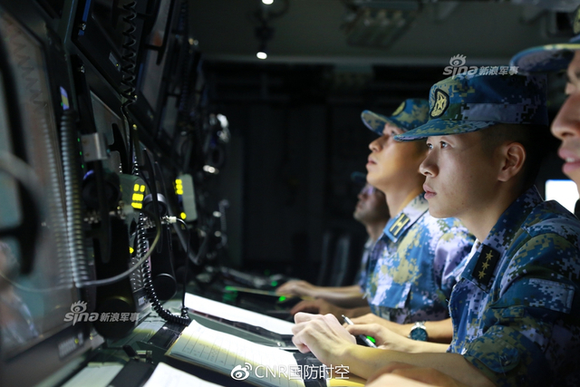 辽宁舰编队已穿过台湾海峡:满载歼15一级战备