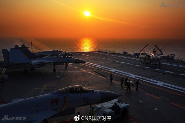 辽宁舰过台湾海峡:一级战备