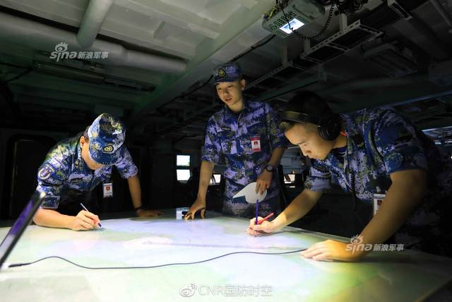 辽宁舰编队已穿过台湾海峡:满载歼15一级战备