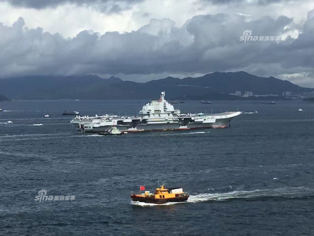 回首七七中国不再弱小!辽宁号航母访港展军威