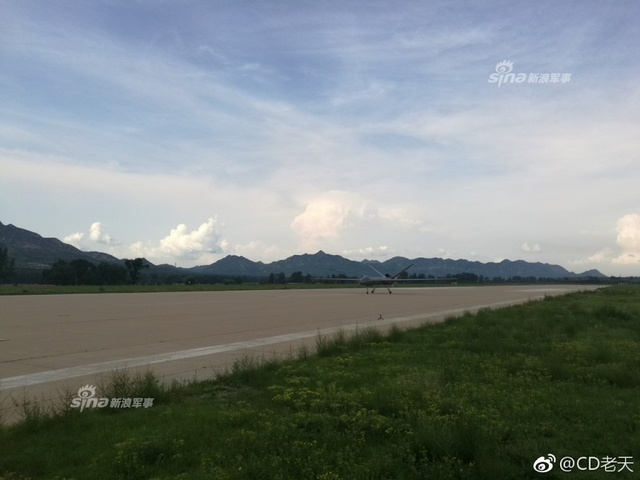 中国量产型彩虹5无人机首飞！航程高达6500公里