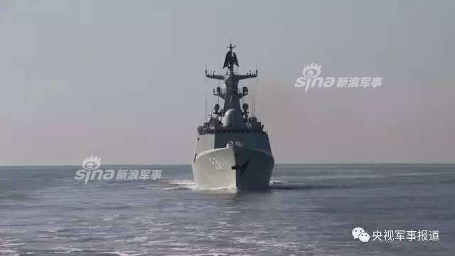 新摄影师!荷兰军舰伴航中国参加中俄联演舰艇