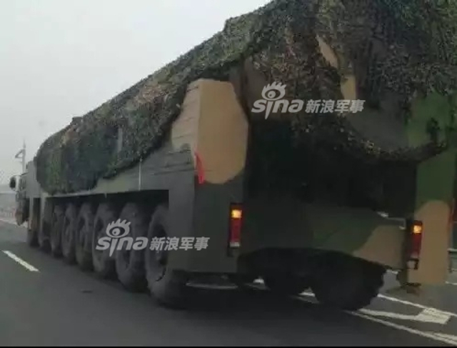 解放军东风31AG弹道导弹曝光！射程超一万公里