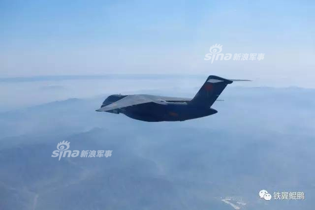 鲲鹏扬国威！解放军运20运输机首次在阅兵亮相