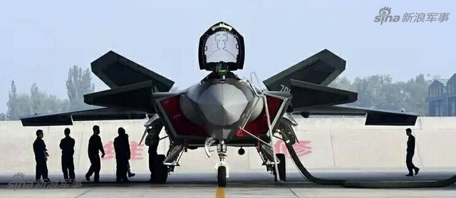 歼20阅兵!正面霸气照帅瞎你