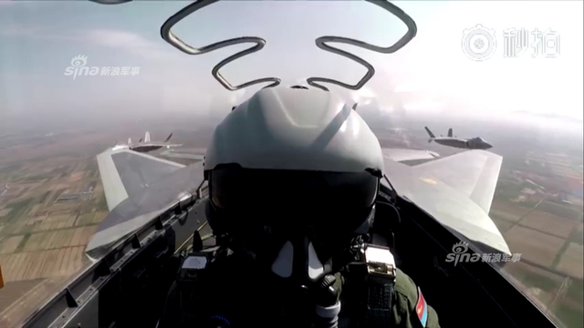 国之利剑已出鞘！解放军五架歼20战机划破长空