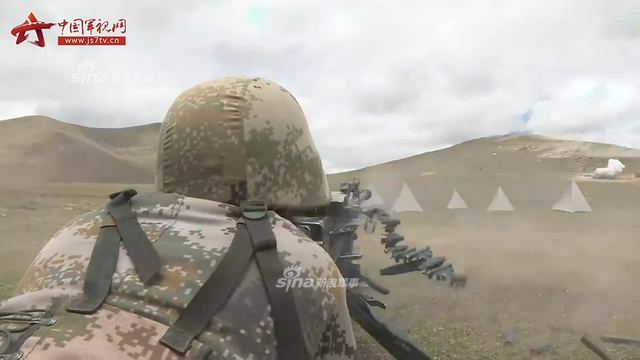 多种打印!解放军在西藏高原进行精确打击演练