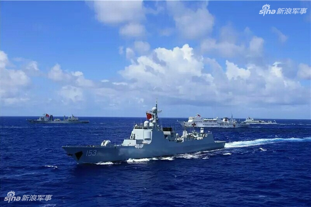 终于也有052D了！解放军东海舰队战舰航行靓照