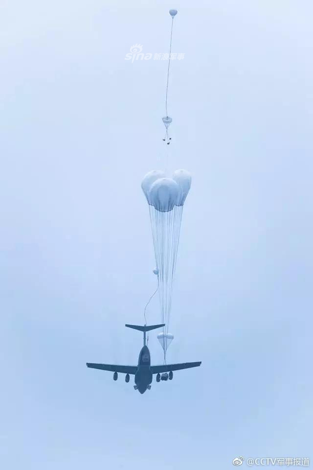 啥时候能投战车?我空军运20重装空投技术有提升