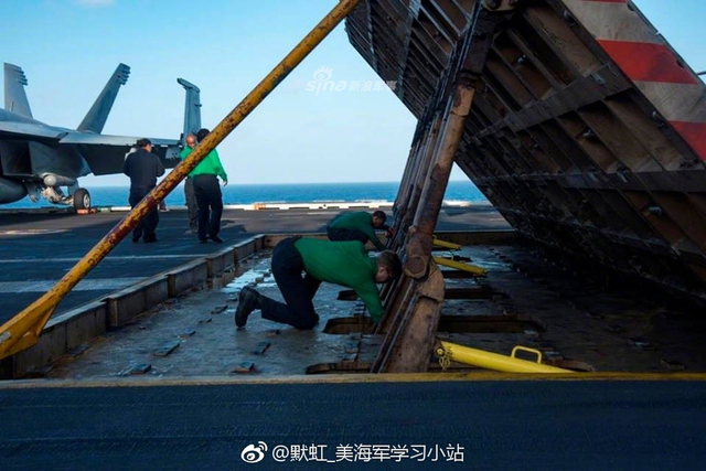 特朗普咄咄逼人！美航母刚离越南又携日本赴南海军演