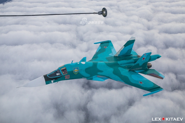 颜值担当鸭嘴兽!俄空军最新一批苏34首次空中加油
