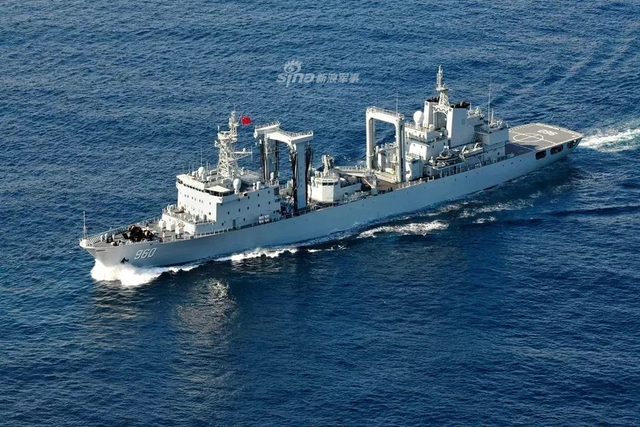 回顾中国海军护航编队10年亮剑:第30批护航编队雄姿