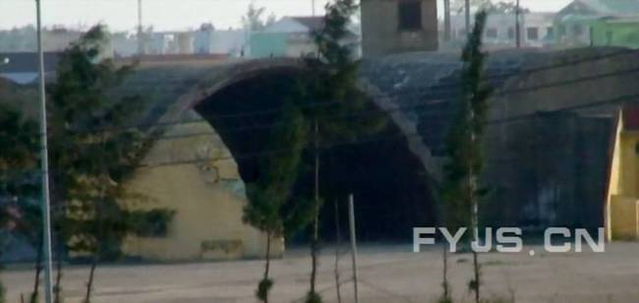 谁是土豪谁贫困一目了然!中美俄日越空军基地比教