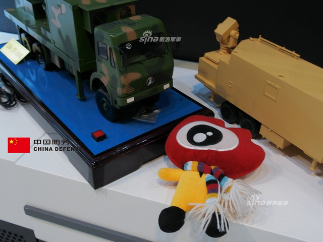 激光武器白菜化！中国展示两款激光压制和干扰武器