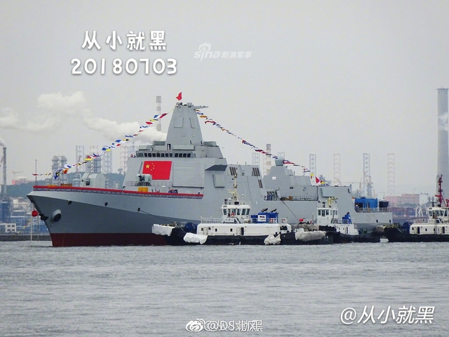 顶得上英国海军了！我大连船厂055双舰下水五盾同框