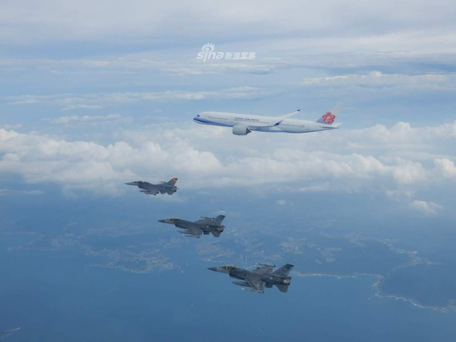 飞行员快起义吧！蔡英文发推夸奖台空军F16战机护航