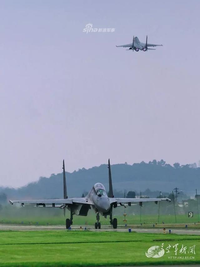 空军歼16火箭弹对地攻击快准狠