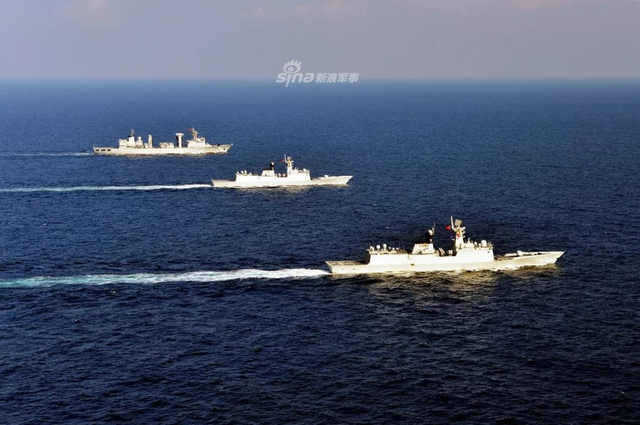回顾中国海军护航编队10年亮剑:第30批护航编队雄姿