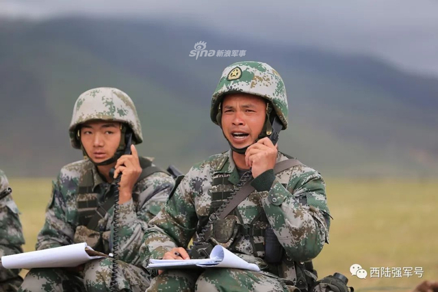 为国御边火力旺！我77集团军卡车炮青藏高原集群射击