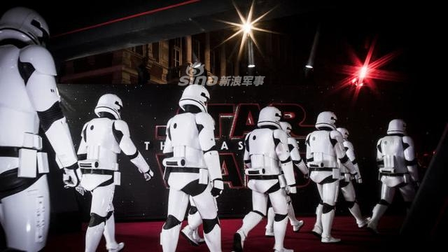 想忽悠中国上当！特朗普劳军演讲夸口美军将组太空部队