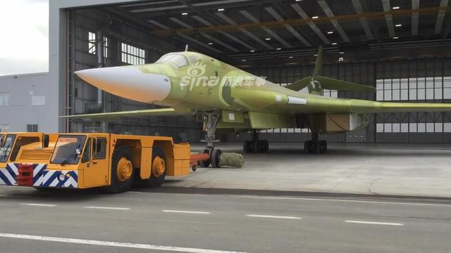 全靠发动机给力！俄图160战略轰炸机升级版威力更强