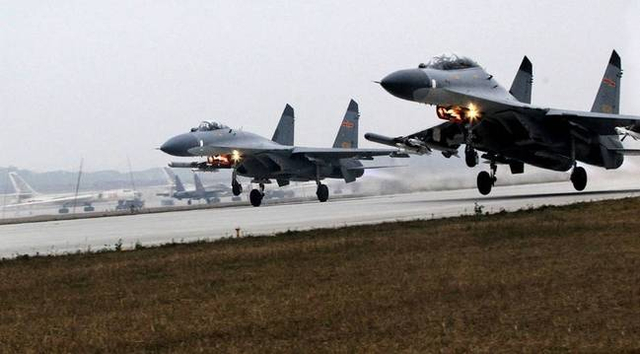 谁是土豪谁贫困一目了然!中美俄日越空军基地比教