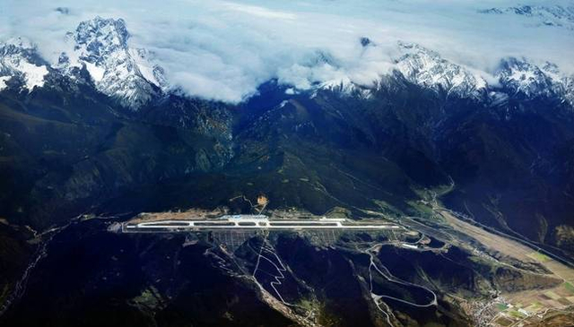 谁是土豪谁贫困一目了然!中美俄日越空军基地比教