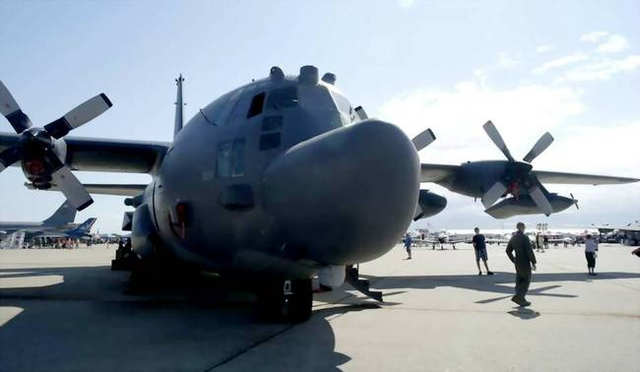 谁是土豪谁贫困一目了然!中美俄日越空军基地比教