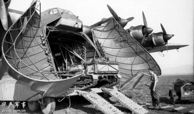 就像打火鸡！二战德国六发运输机是盟军飞机最佳飞靶