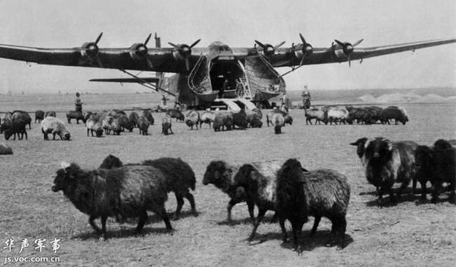 就像打火鸡！二战德国六发运输机是盟军飞机最佳飞靶